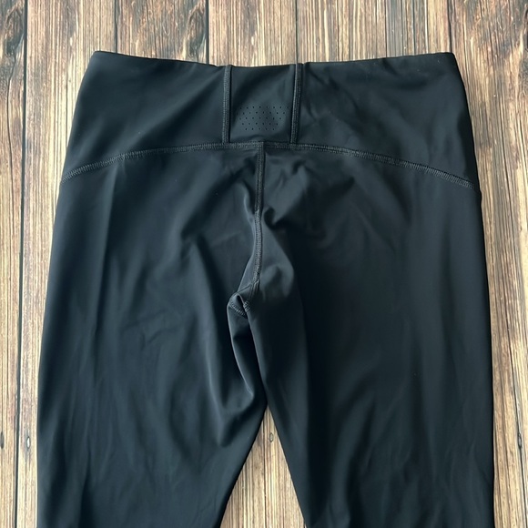 Asics D1 Black Running Workout Tights Leggings M - Picture 5 of 6